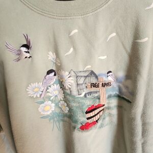 Topstitch Green Sweatshirt with Bird and Farmhouse Embroidery. Small/med